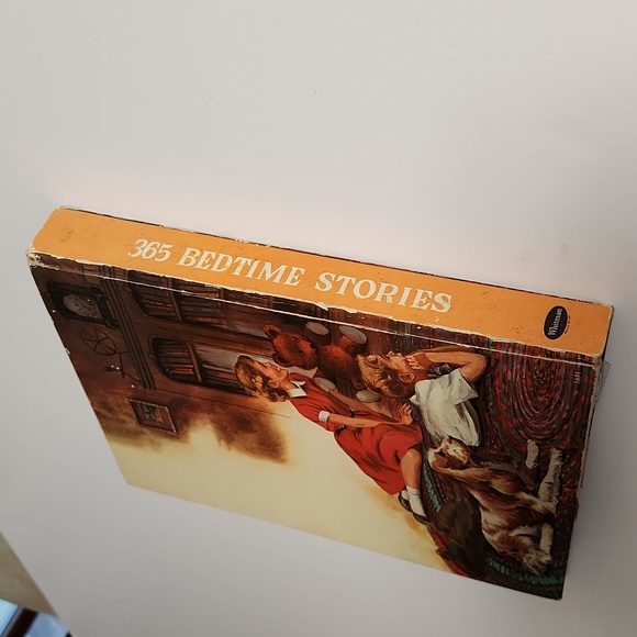 Vintage 365 bedtime storybook - Picture 4 of 9